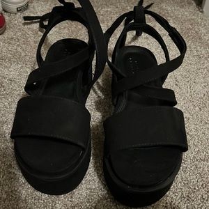 ASOS - Suede Strappy Platform Sandal - SIZE 4